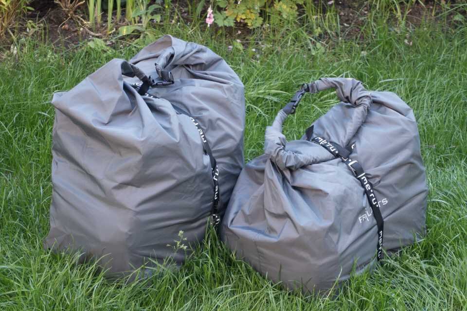 Satteltaschen in Cargosäcken