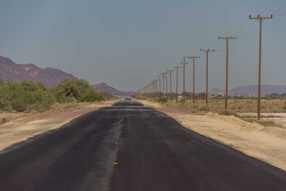 Unendliche Frontage Road
