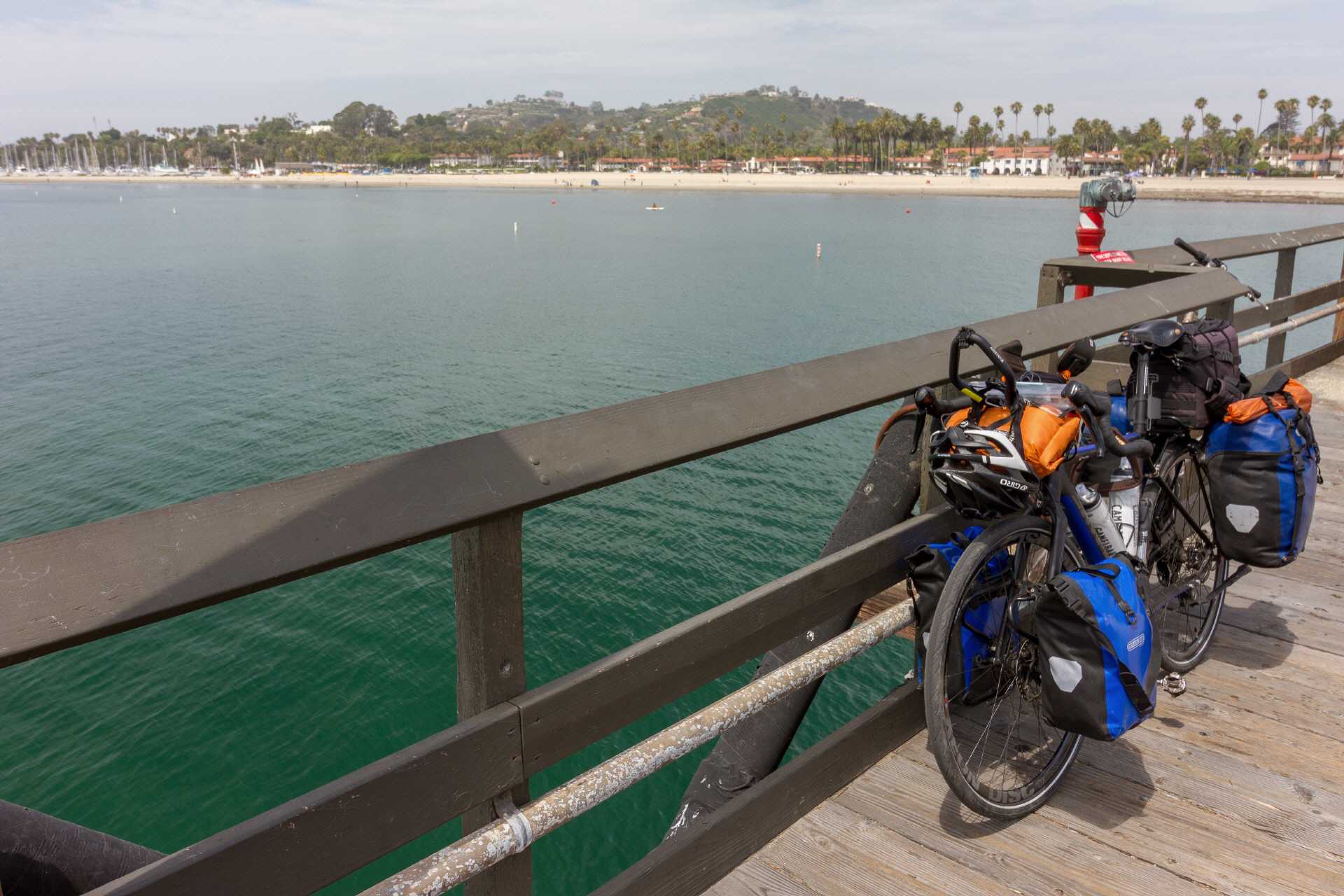 Auf dem Pier von Santa Barbara